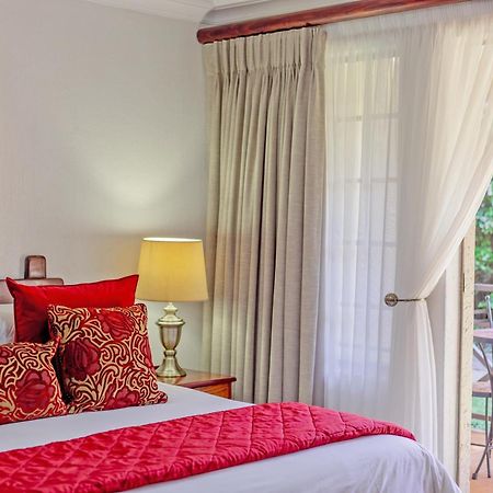 Afrique Boutique Hotel O.R. Tambo Boksburg Kültér fotó